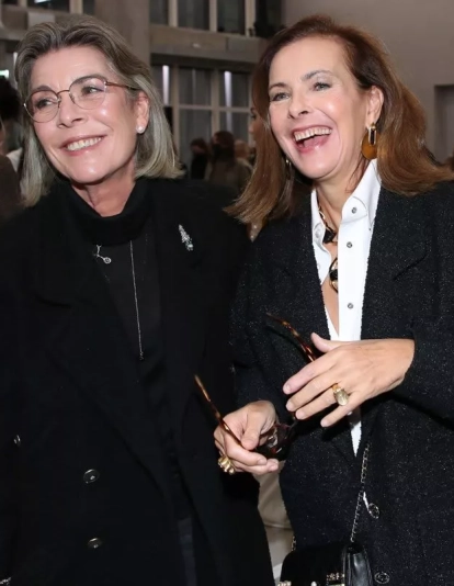 Carolina de Mónaco y Carole Bouquet